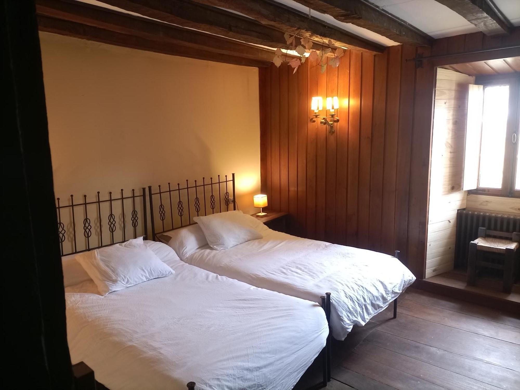 Kukuma Etxea Habitaciones Con Derecho A Cocina Galarreta Cameră foto